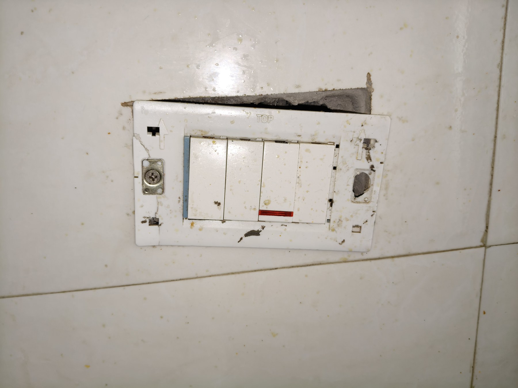 Soiled or displaced switch plate/socket faceplate